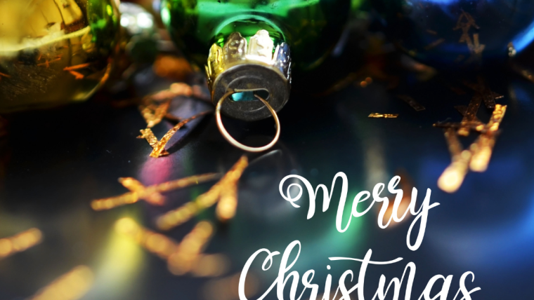 How to Keep Your Smile Merry and Bright This Christmas